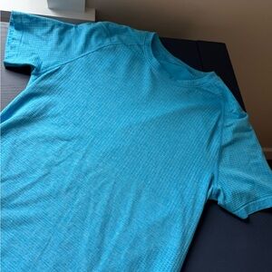 Lululemon Athletica Metal Vent Tech Short Sleeve Shirt, Kayak Blue, Size XS